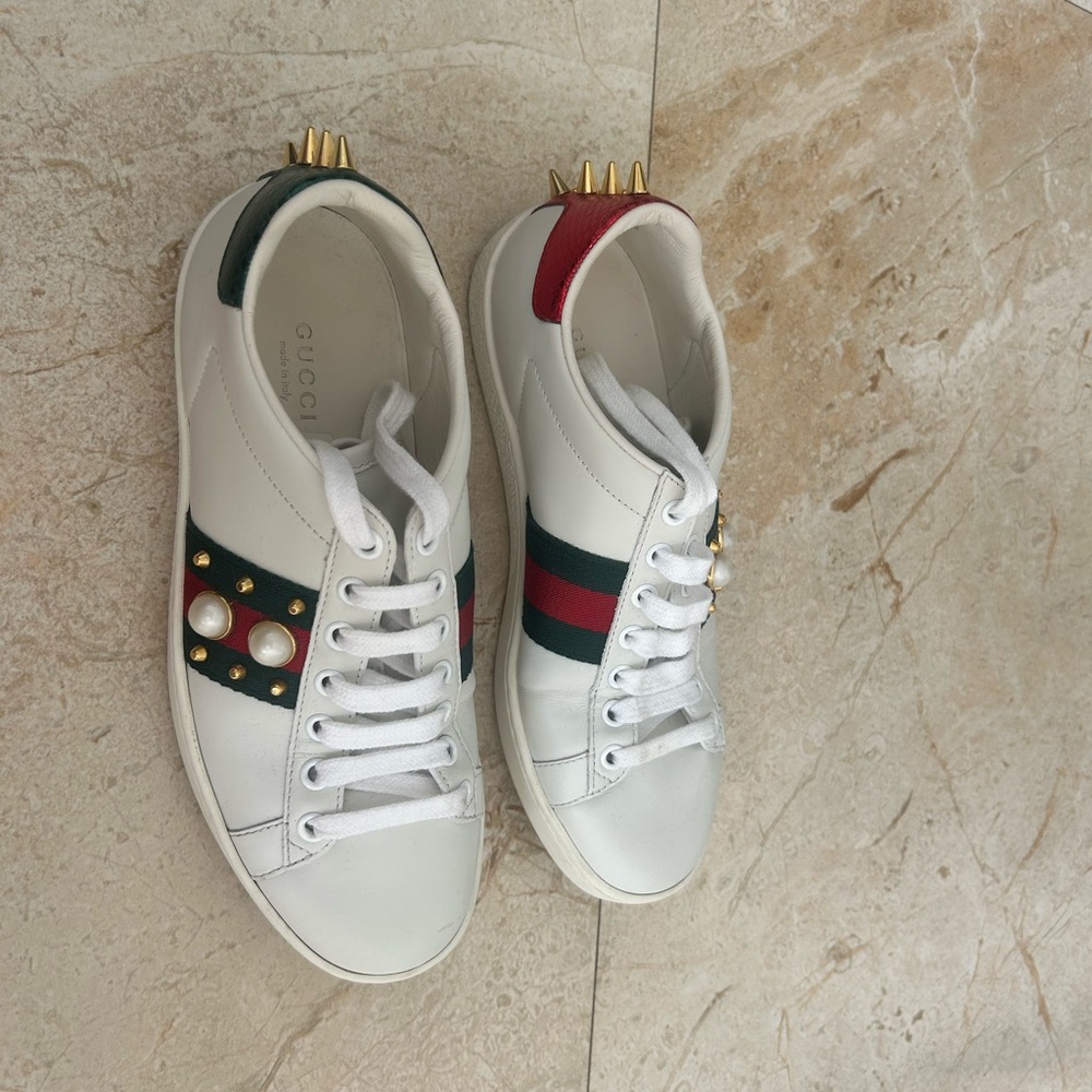 Gucci Ace Studded Pearl (Women’s) SIZE 35 1/2 - Picture 2 of 5